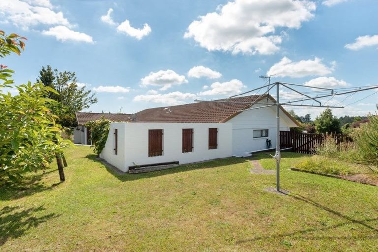 Photo of property in 60 Fairview Place, Te Puke, 3119