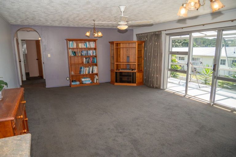 Photo of property in 43 Stratford Drive, Cable Bay, 0420