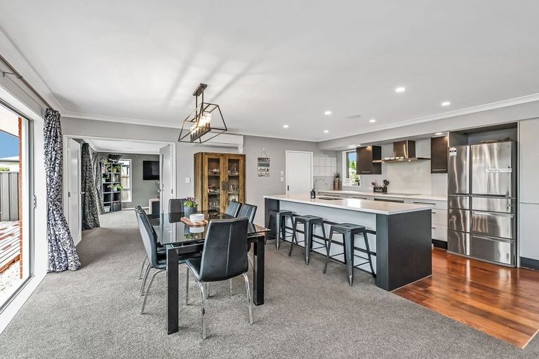 Photo of property in 10b Jozecom Place, Rolleston, 7614