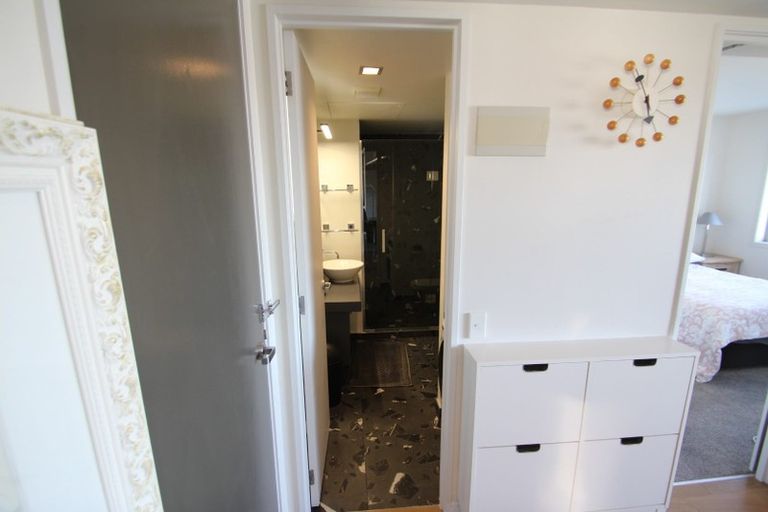 Photo of property in 2h/17 Blake Street, Ponsonby, Auckland, 1011