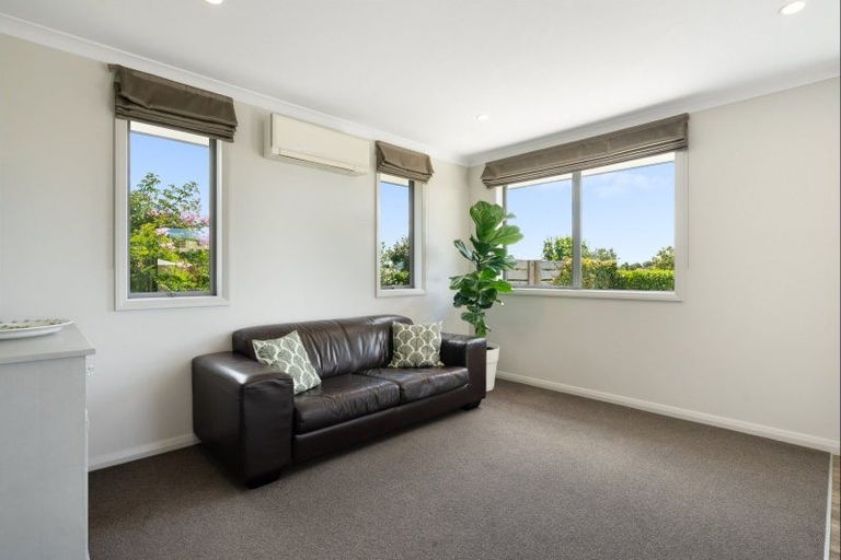 Photo of property in 1 Siemonek Rise, Bethlehem, Tauranga, 3110