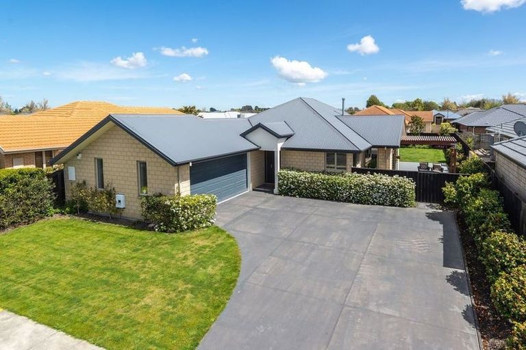 Photo of property in 6 Bayliss Close, Northwood, Christchurch, 8051