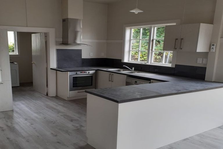 Photo of property in 27 Walton Street, Sydenham, Christchurch, 8023