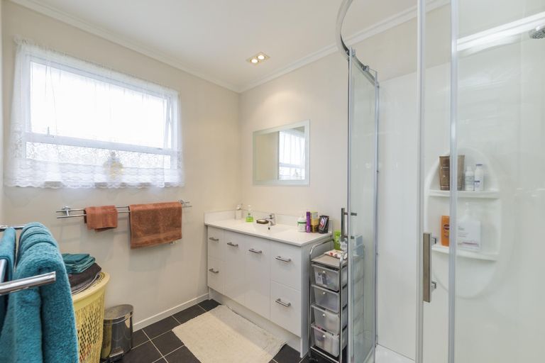 Photo of property in 53 Carter Crescent, Awapuni, Palmerston North, 4412