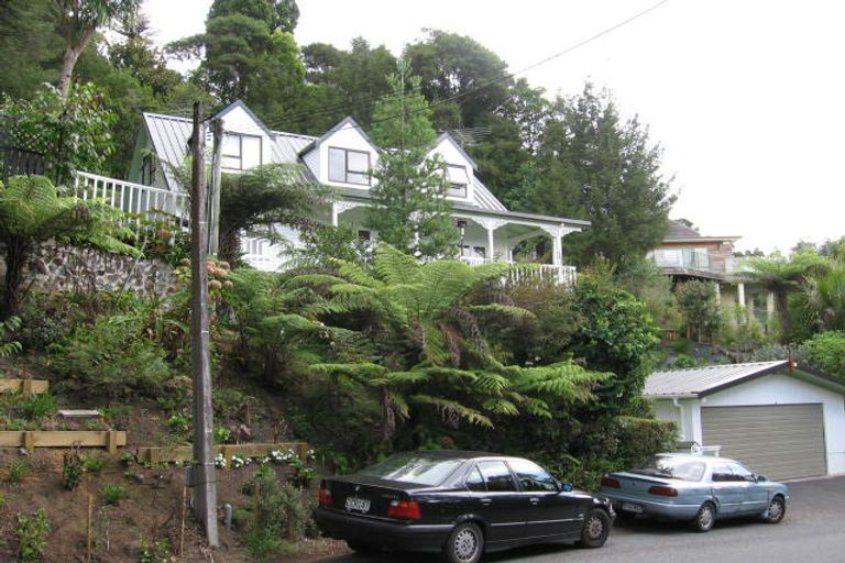 Photo of property in 14 Wood Bay Road, Titirangi, Auckland, 0604