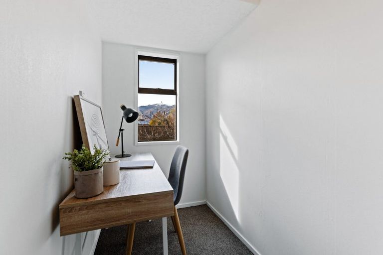 Photo of property in 19 Jollys Road, Cromwell, 9310