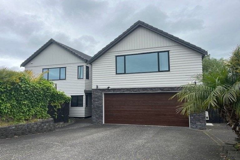 Photo of property in 62 Somerville Road, Shelly Park, Auckland, 2014