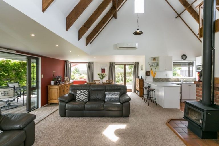 Photo of property in 70 Le Quesne Road, Bay View, Napier, 4104