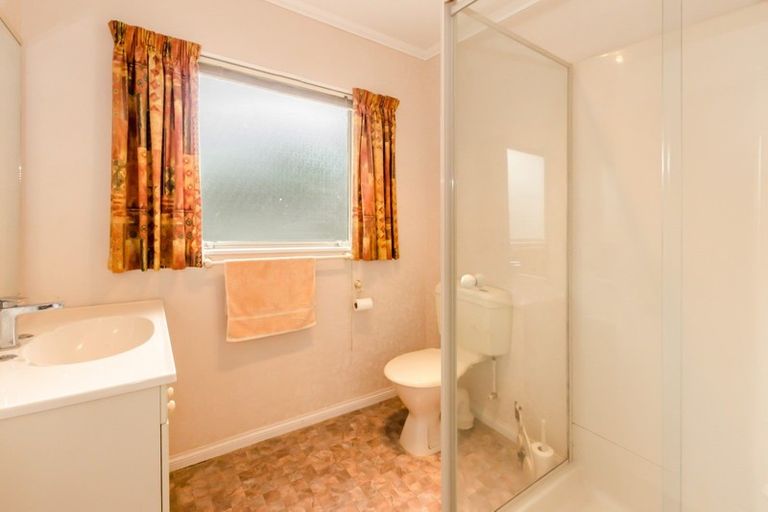 Photo of property in 5 Stella Court, Paraparaumu, 5032