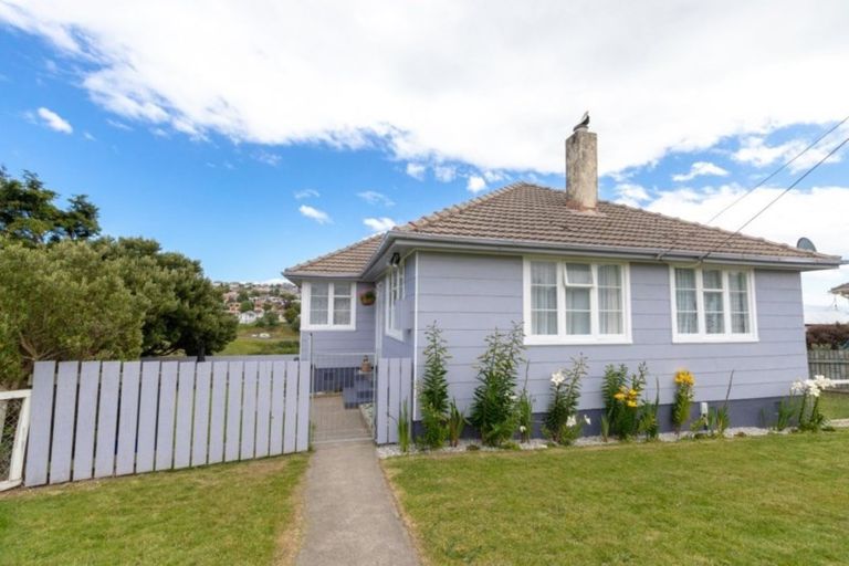 Photo of property in 11 Milford Avenue, Calton Hill, Dunedin, 9012