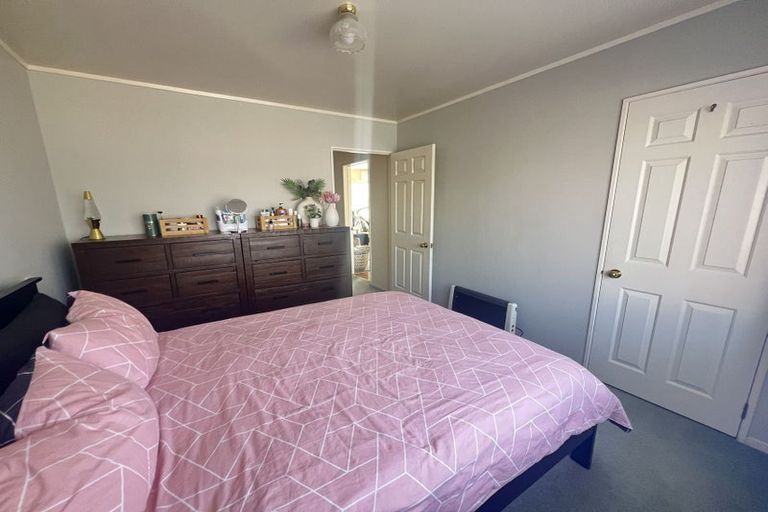 Photo of property in 30 Rathmar Drive, Manurewa, Auckland, 2105