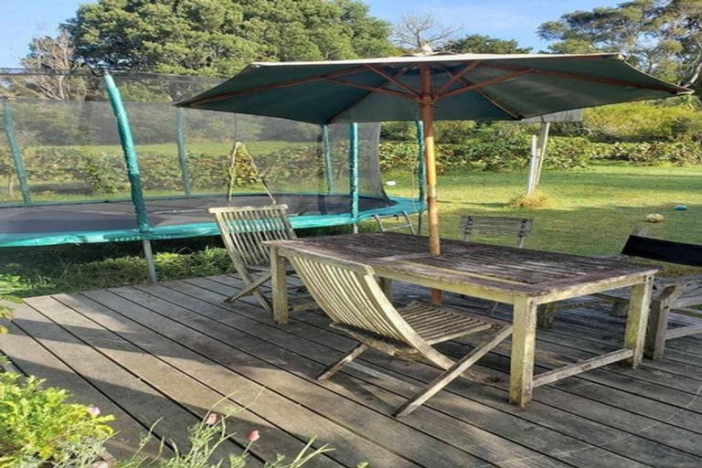 Photo of property in 8 Ross Road, Parua Bay, Onerahi, 0192