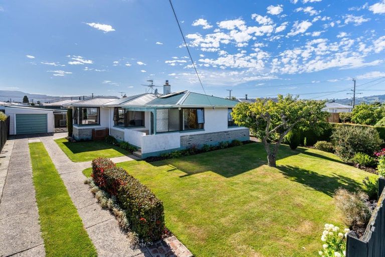 Photo of property in 16 Esk Place, Mosgiel, 9024
