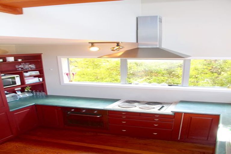 Photo of property in 33 Ward Drive, Opua, 0200