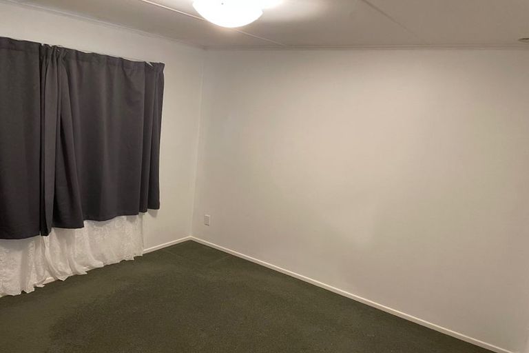 Photo of property in 76 Elmslie Road, Pinehaven, Upper Hutt, 5019