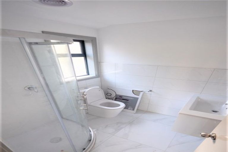 Photo of property in 2/785 High Street, Boulcott, Lower Hutt, 5011