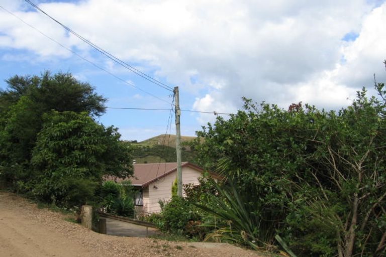 Photo of property in 23 Taraire Street, Ostend, Waiheke Island, 1081