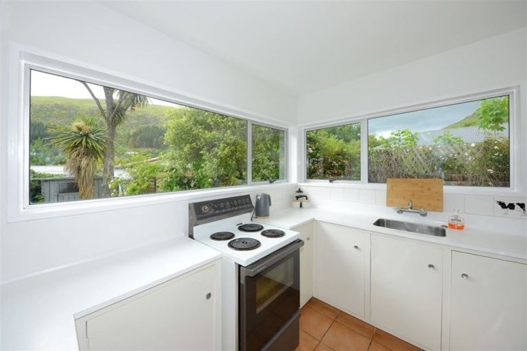 Photo of property in 2/123 Wakefield Avenue, Sumner, Christchurch, 8081