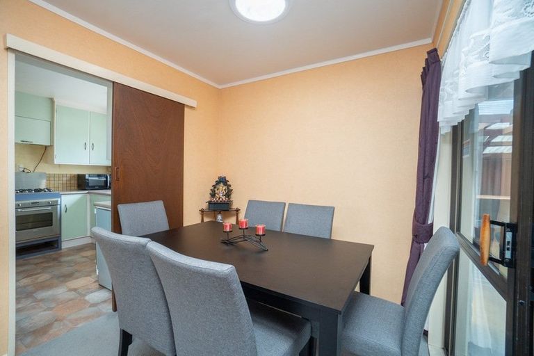 Photo of property in 4 Jarrett Court, Roslyn, Palmerston North, 4414