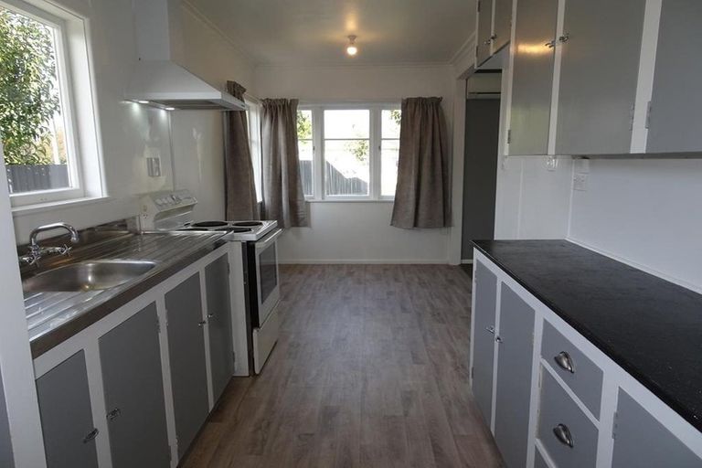 Photo of property in 10 Darwin Crescent, Maraenui, Napier, 4110