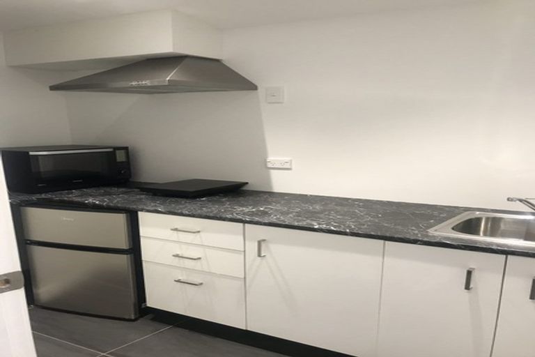 Photo of property in 748 Whangaparaoa Road, Manly, Whangaparaoa, 0930