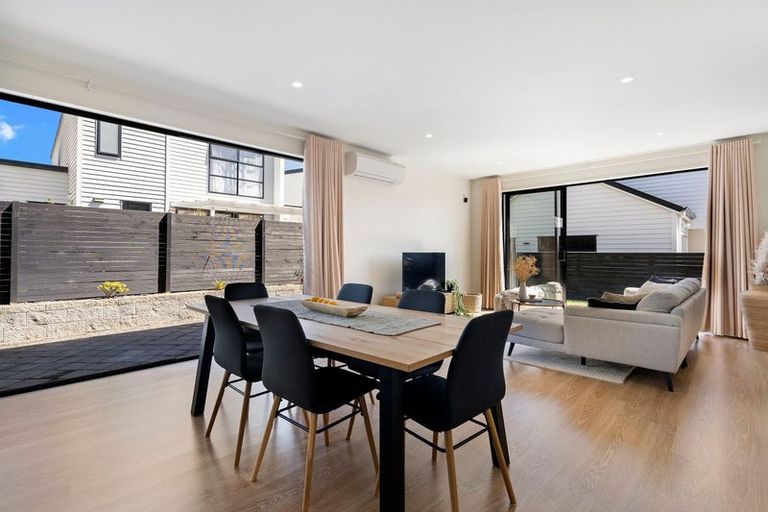 Photo of property in 27b Westgate Drive, Westgate, Auckland, 0614