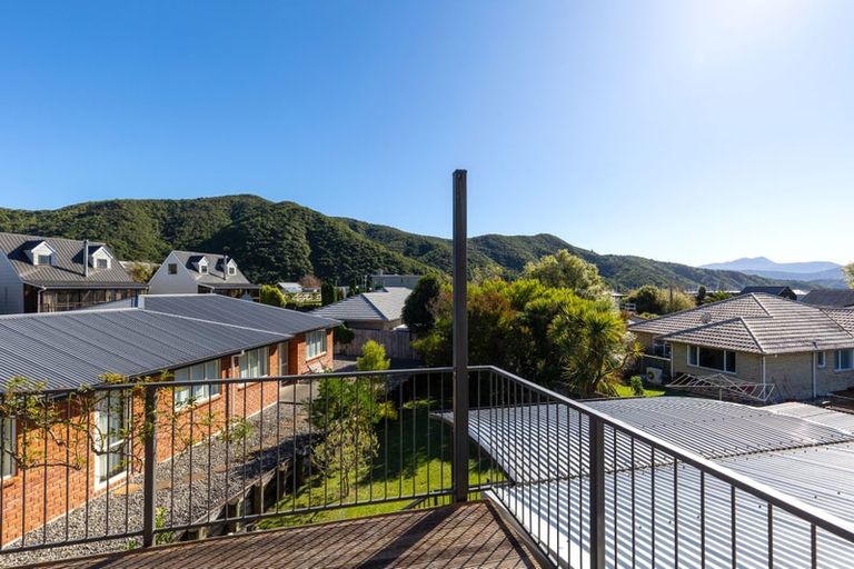 Photo of property in 255 Waikawa Road, Waikawa, Picton, 7220