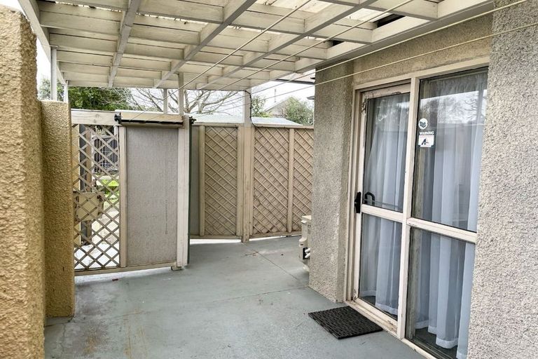 Photo of property in 6-8 Clyde Road, Upper Riccarton, Christchurch, 8041