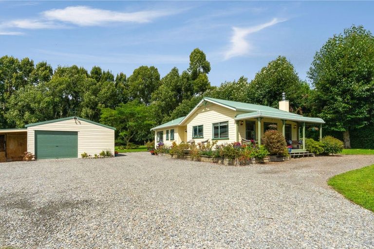 Photo of property in 347 Kuku Road East, Kuku, Levin, 5570