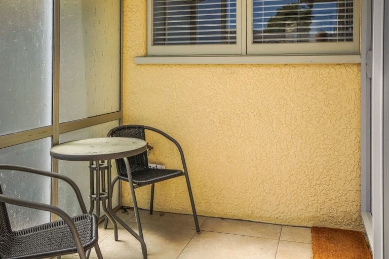 Photo of property in 2/7 Lichfield Street, Stoke, Nelson, 7011