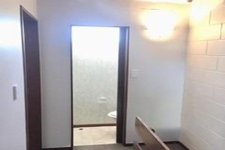 Photo of property in 4/31 Mana Avenue, Titahi Bay, Porirua, 5022