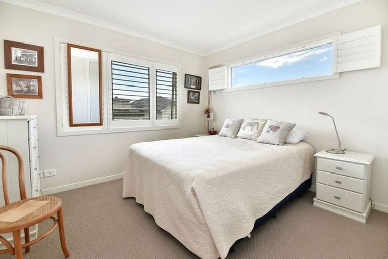 Photo of property in 37 Landmark Terrace, Orewa, 0931