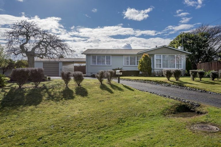 Photo of property in 9 East Road, Shannon, 4821