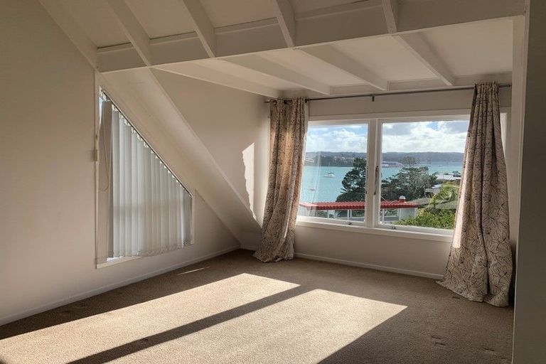 Photo of property in 40 Oruamo Place, Beach Haven, Auckland, 0626