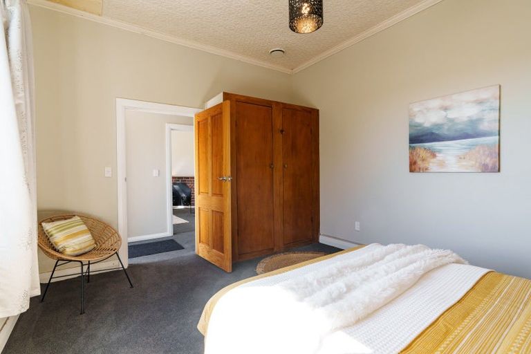 Photo of property in 28 Chatham Street, Waihola, Milton, 9073