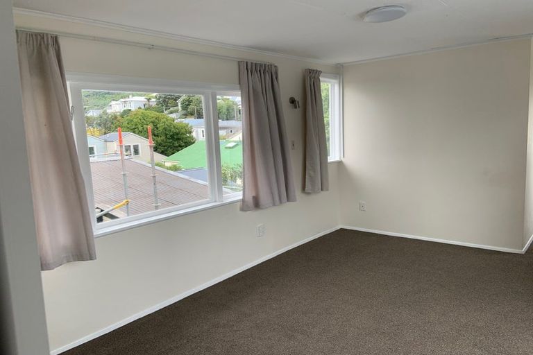 Photo of property in 144 Tasman Street, Mount Cook, Wellington, 6021