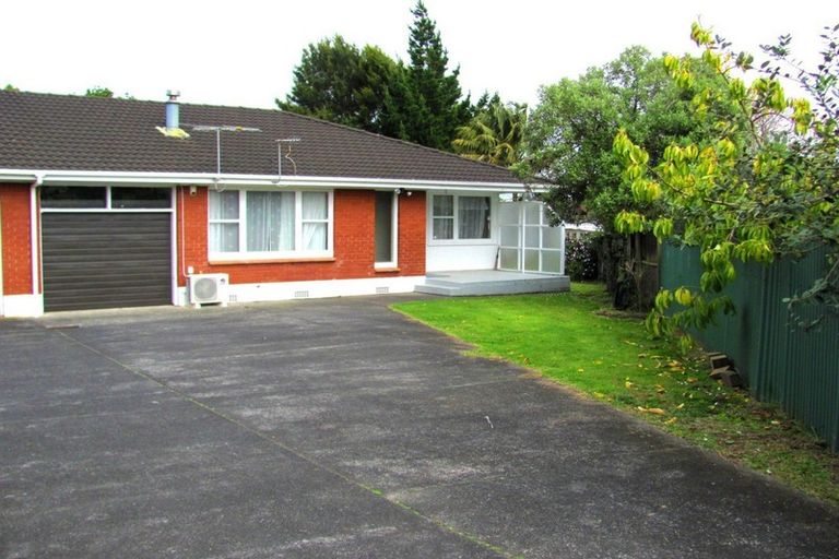 Photo of property in 2/83a Coronation Road, Papatoetoe, Auckland, 2025