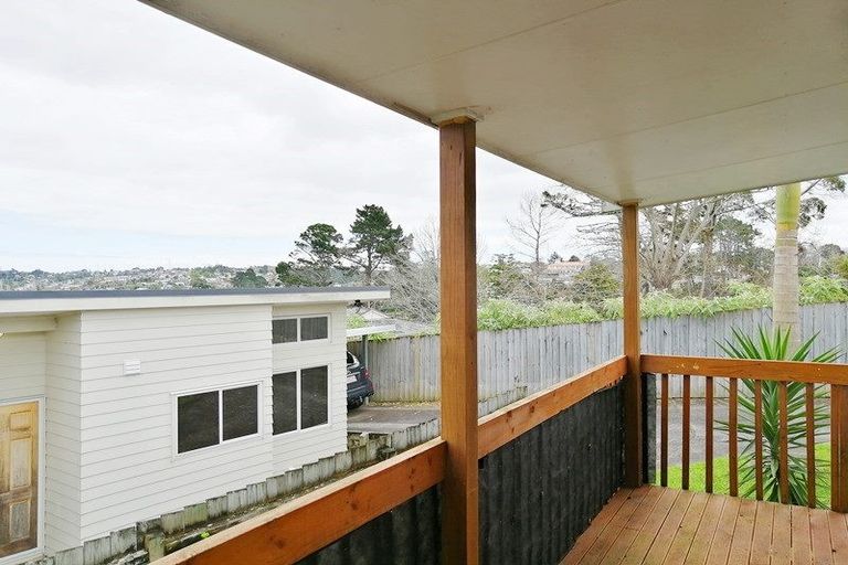Photo of property in 171a Royal Road, Massey, Auckland, 0614