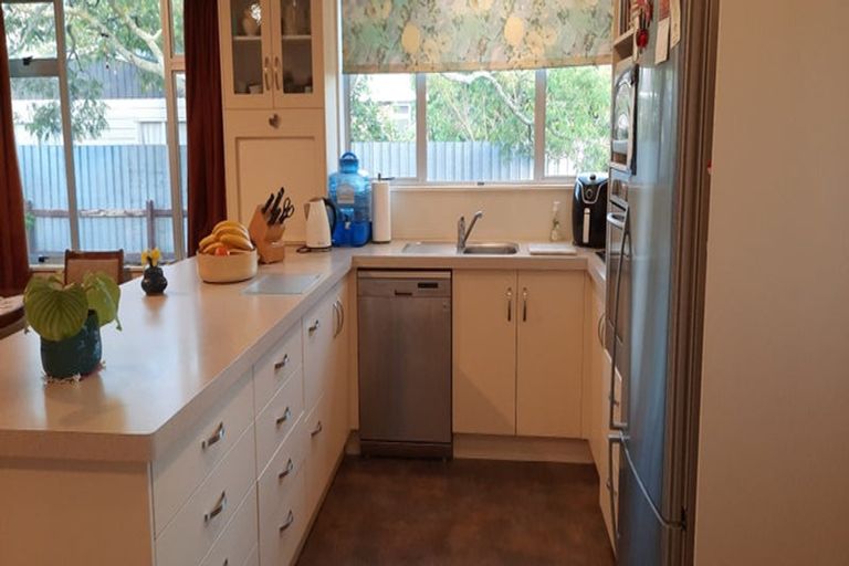 Photo of property in 11 Beaumont Place, Westbrook, Palmerston North, 4412