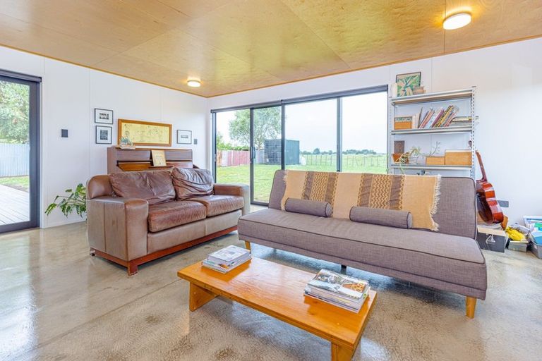 Photo of property in 83 Marumaru Street, Marton, 4710