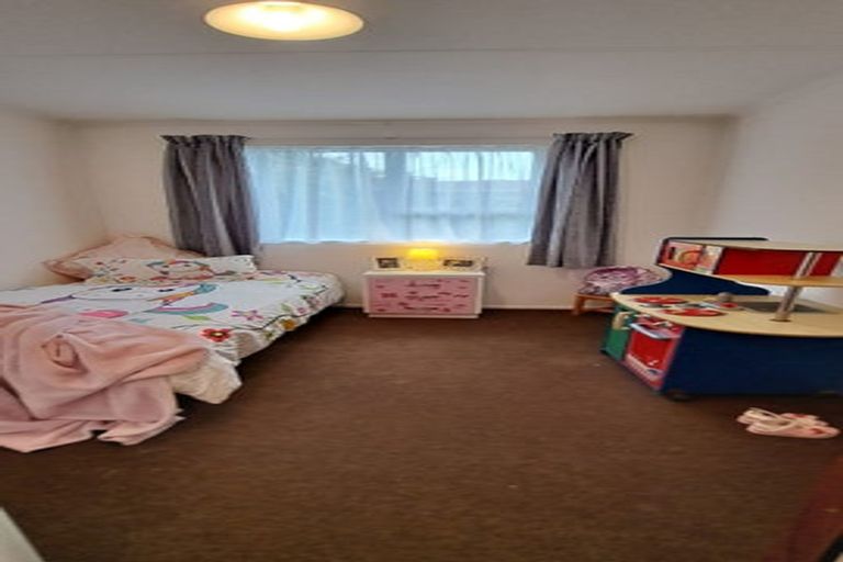 Photo of property in 3 Adkin Avenue, Levin, 5510