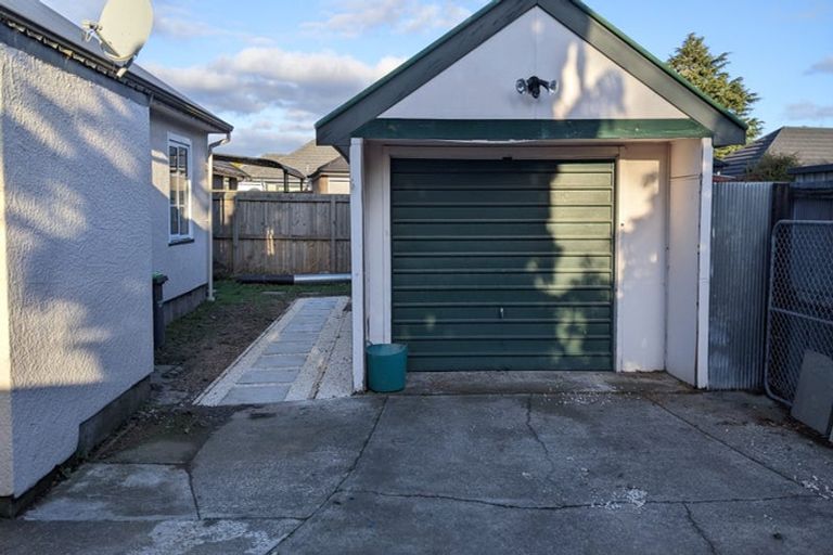 Photo of property in 28 Amyes Road, Hornby, Christchurch, 8042