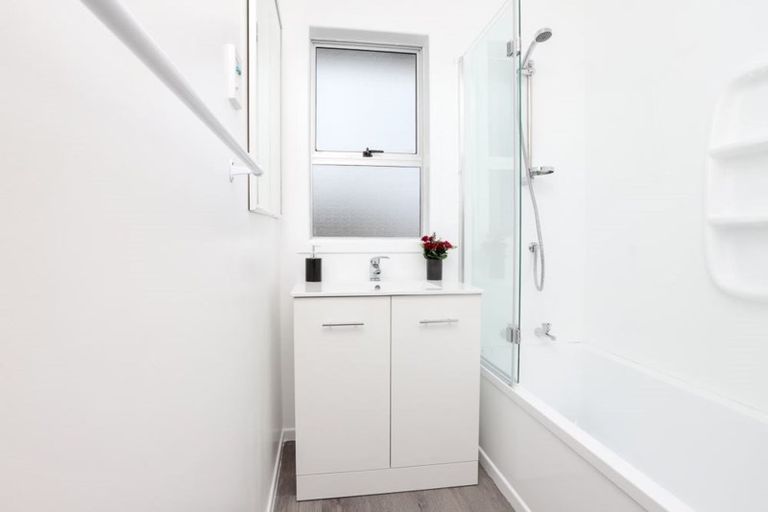 Photo of property in 18 Tomin Road, Glenview, Hamilton, 3206