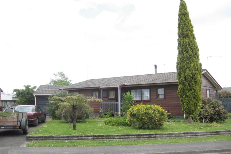 Photo of property in 3 Morton Place, Leamington, Cambridge, 3432