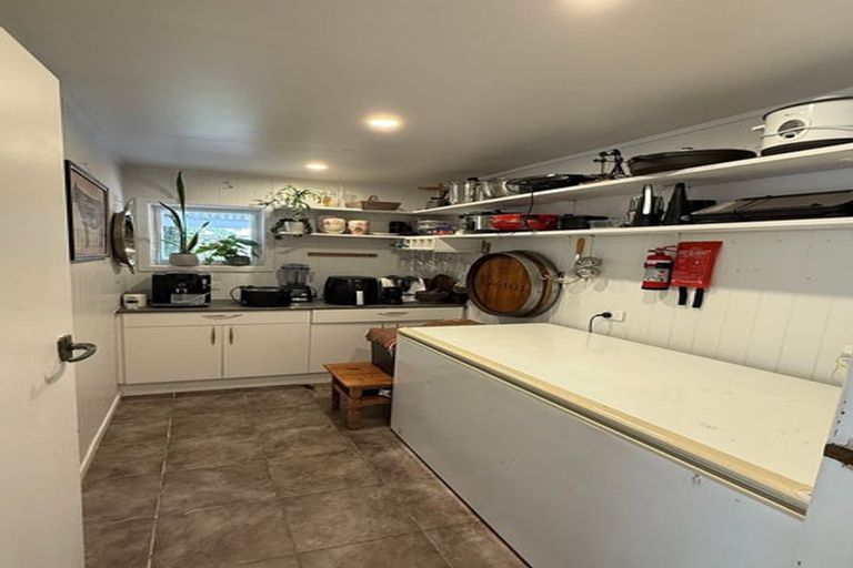 Photo of property in 29 Crisp Road, Parua Bay, Whangarei, 0174