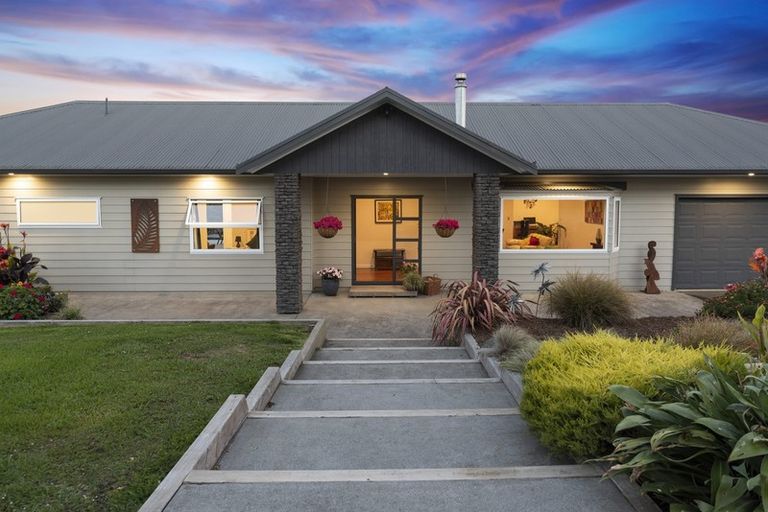 Photo of property in 270 Ireland Road, Waitoki, Kaukapakapa, 0871