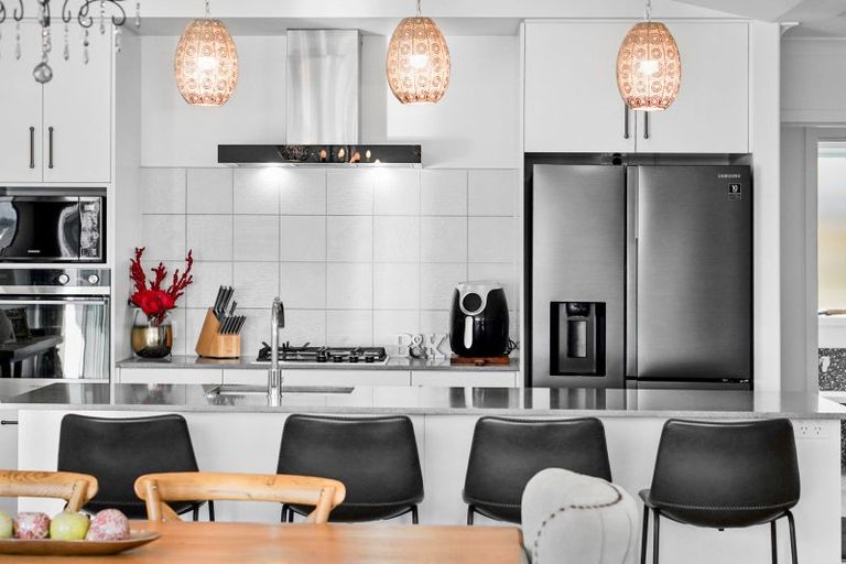 Photo of property in 4 Herring Place, Omokoroa, 3114