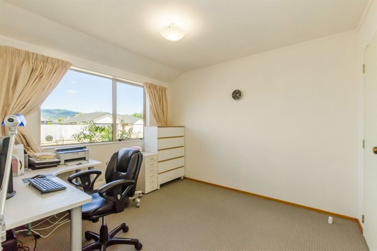 Photo of property in 23 College Drive, Paraparaumu, 5032