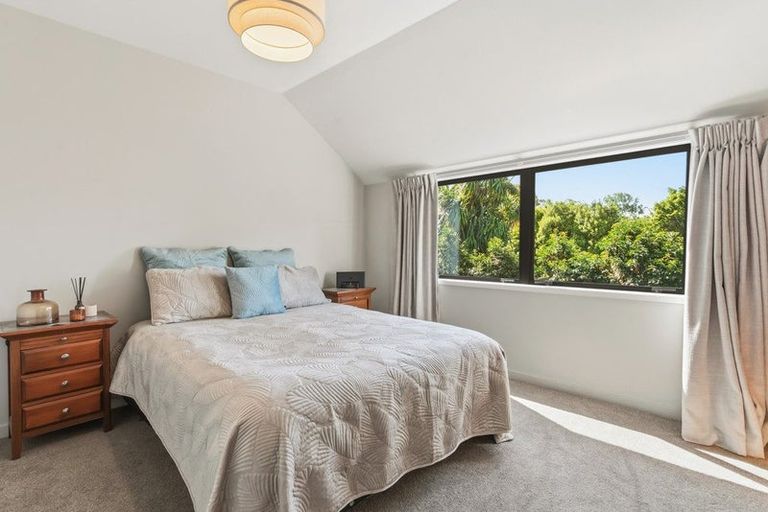 Photo of property in 190 Fendalton Road, Fendalton, Christchurch, 8052