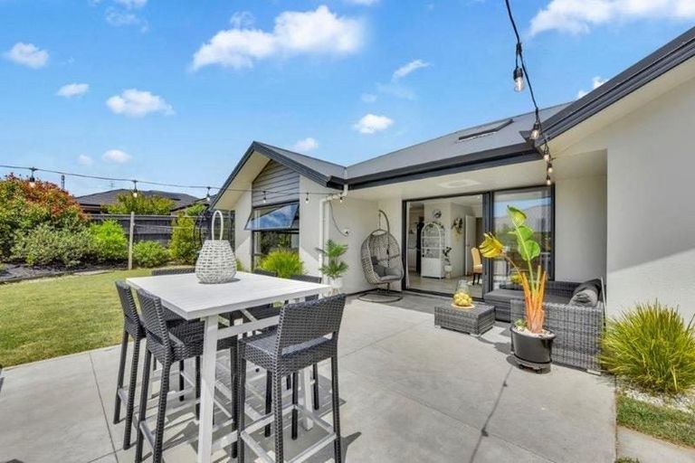 Photo of property in 19 Les Wakefield Road, Mapua, 7005